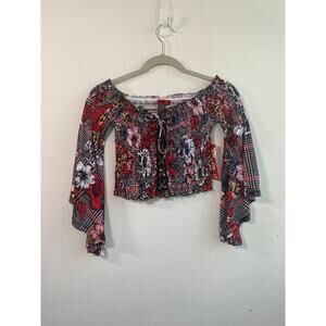 Y2K Hot Kiss Women's Floral Crop Top. Size Medium